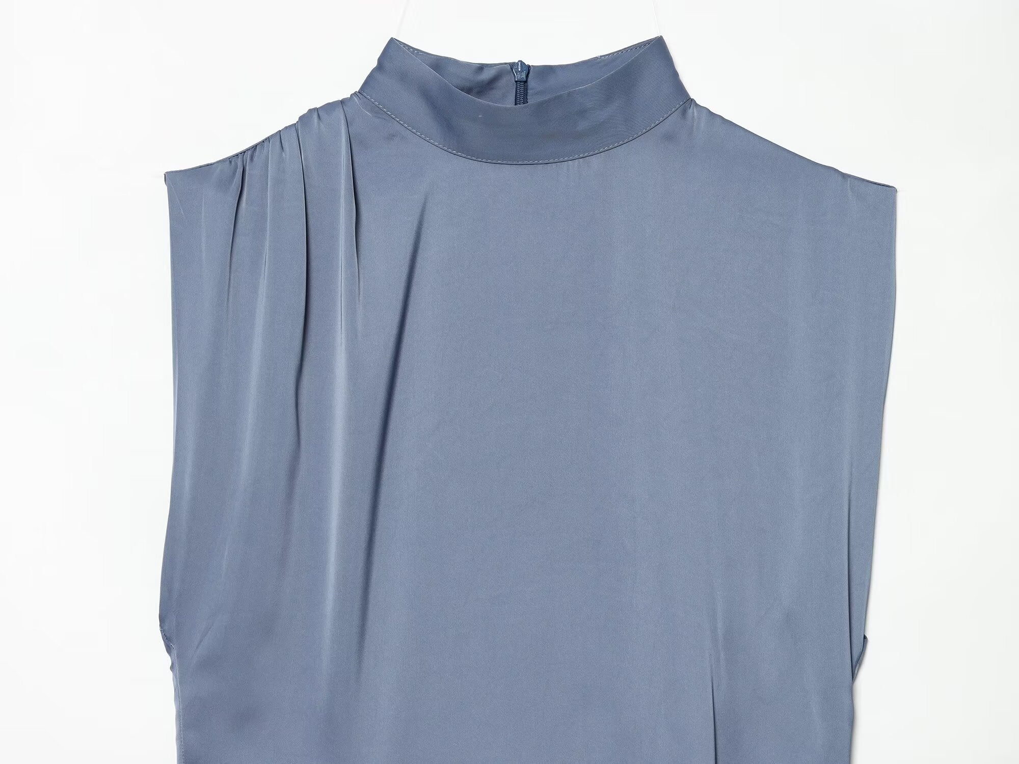 Women's lace hem satin textured dress